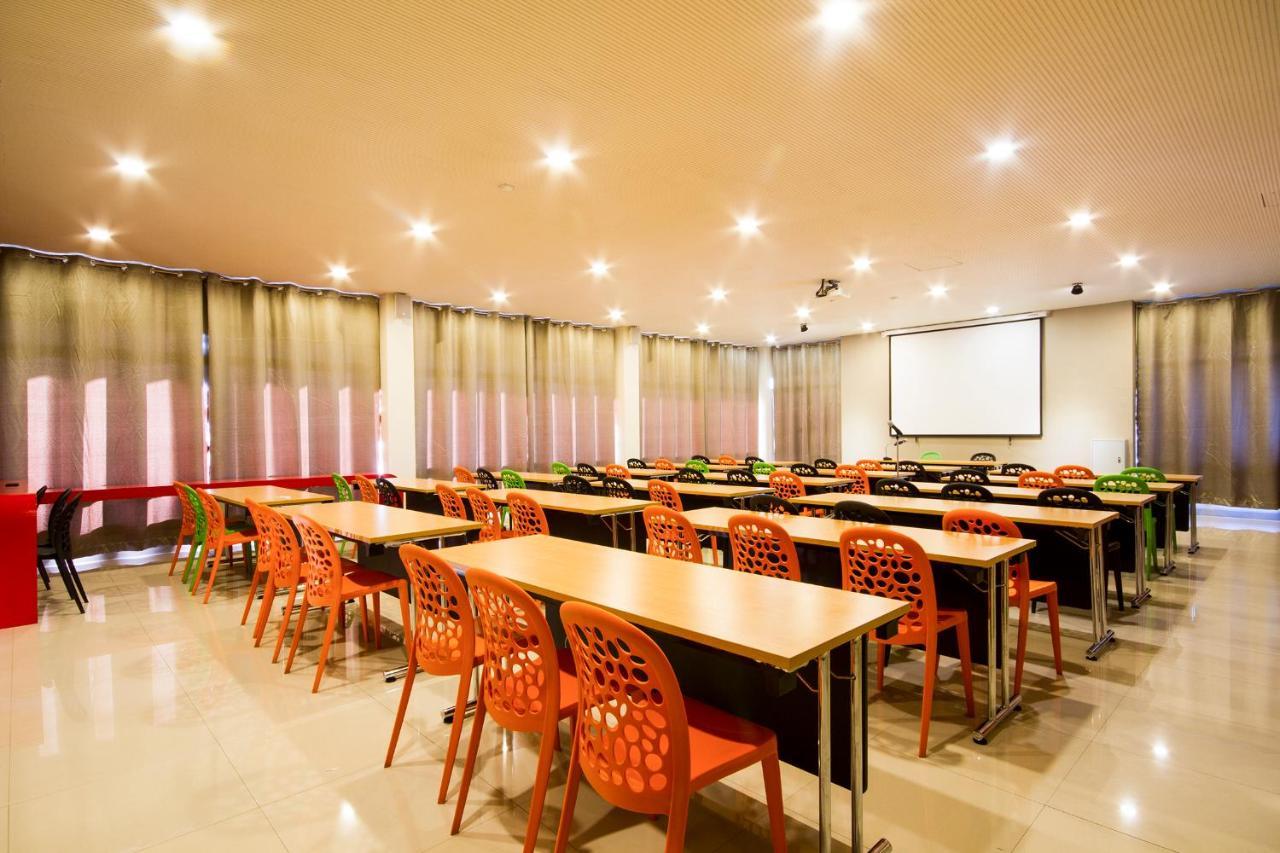 Bestiny Hotel & Restaurant Phetchabun Zewnętrze zdjęcie
